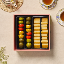 Load image into Gallery viewer, Assorted Nonya Kueh Box
