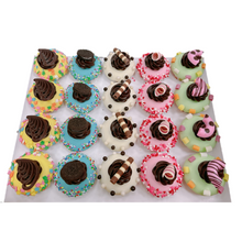 Load image into Gallery viewer, Celebox Assorted Colourful Cupcakes 
